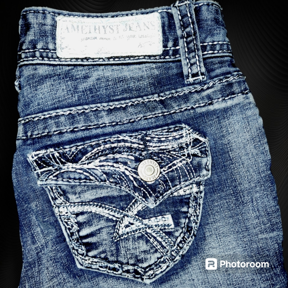 New Amethyst Flare w Crystals Heavy Stitch Detailing Sandblast LoRise Jeans 28" - Picture 3 of 6